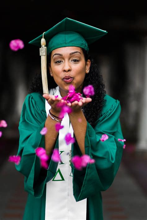 Are you a beginning portrait photographer who's having trouble posing models during a photoshoot? Delta Eta- University of South Florida (With images ...
