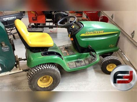 John Deere Lt160 Riding Mower Sn 3306511553 Freije And Freije Auctioneers