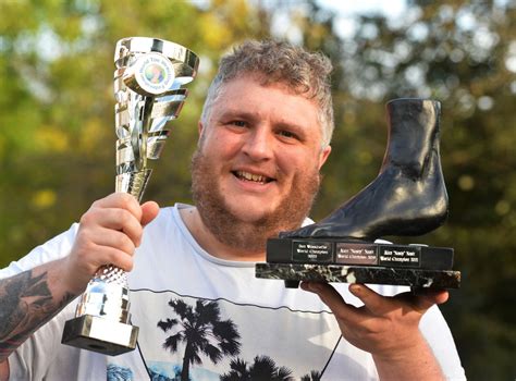Toe Wrestling World Champion From Walsall Wants To Go Toe To Toe With