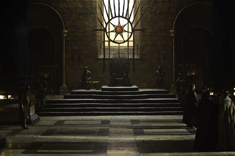 Game Of Thrones Viewer S Guide Salón Del Trono Cancion De Hielo Y Fuego Trono De Hierro