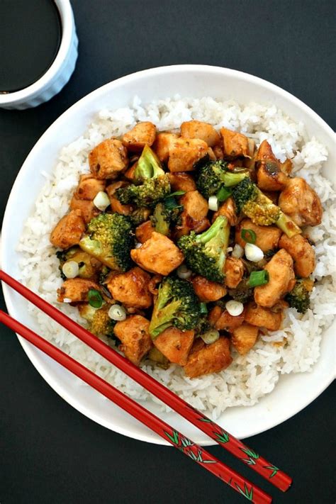 Back to chicken and broccoli rice bowl. Chicken with Broccoli Stir Fry and Rice - My Gorgeous Recipes