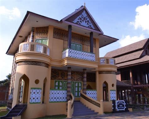 Rumah Adat Sumatera Riau Model Rumah Mewah Besar