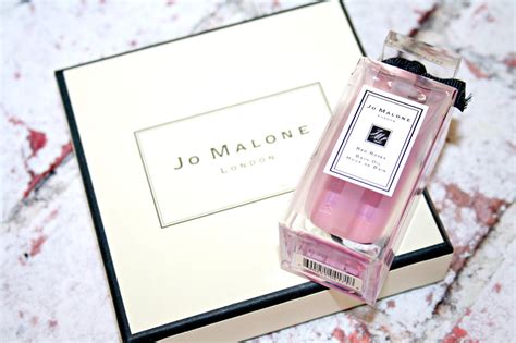 Beautyqueenuk A Uk Beauty And Lifestyle Blog Jo Malone London Red Roses Bath Oil