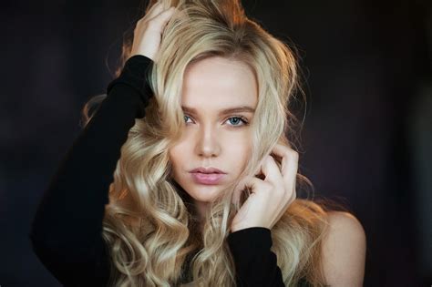 wallpaper face women model blonde long hair blue eyes singer hands in hair fashion