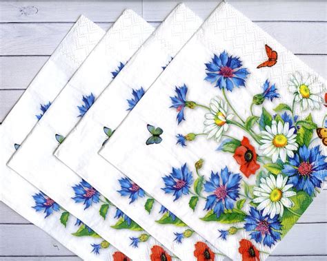 Set Of 4 Wildflower Paper Napkins Decoupage Floral Paper Etsy