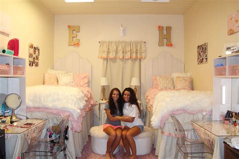 The University Of Southern Mississippi Dorm Room Girls Dorm Room Dorm Room College Room