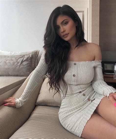 Kylie Jenner Wears 28 Fashion Nova Dress — Kylie Jenners Gray Off The