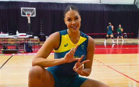 mark henry a big fan of wnba star liz cambage believes she could excel in aew sports addict