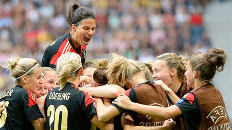 Uefa Womens Euro Nadine Angerer Heroics Deny Norway And Give Germany Sixth Title Football