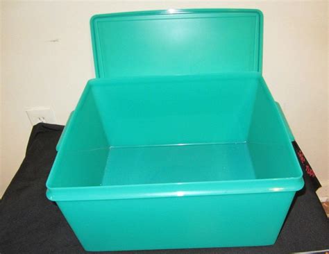 New Tupperware Xl Large Jumbo Storage Box Container 30 Qt Green 17 X 13