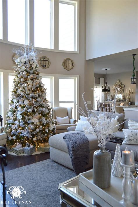 32 Christmas Living Room Decor Ideas From Modern To Rustic