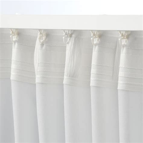 Se caracterizan por adaptarse a la mitad de la ventana: HILJA Cortina, 1par, blanco, 145x300 cm - IKEA