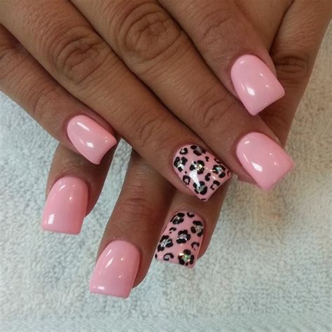 Pink Leopard Nails のベストアイデア 25 選｜pinterest のおすすめ 指の爪のデザイン、クリスマスネイル