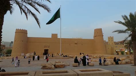 Although many of the common forms of entertainment are limited, there are interesting places that can be visited in riyadh ranging from historic landmarks to the few. Masmak Fort, Riyadh, Saudi Arabia