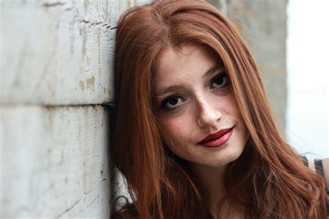 If you seriously don't want to just keep the ginger hair, brown hair or even dark brown looks good. Beauty: Easy Tips For Caring For Red Hair | Ginger Parrot