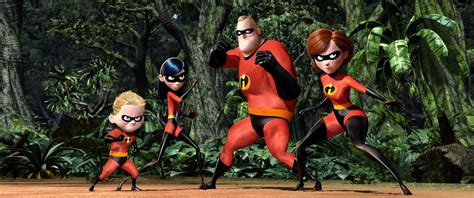 In incredibles 2, helen (voice of holly hunter) is called on to lead a campaign to bring supers back, while bob (voice of craig t. The Incredibles 2 Movie Details | POPSUGAR Entertainment