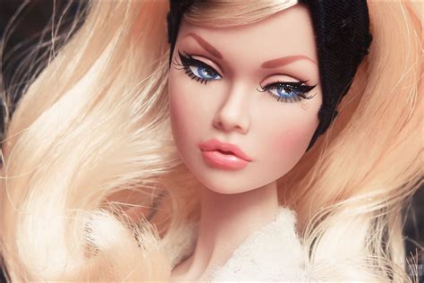 I Wanna Be Adored Beautiful Barbie Dolls Fashion Royalty Dolls Barbie