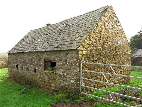 Pin By Ben Drury On Stone Work And Barns Stone Barns Country Barns