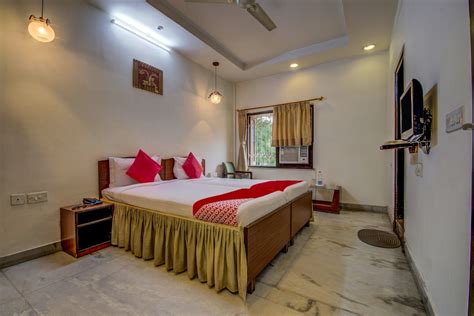 Oyo Hotel Walson Inn Near Birla Mandir Oyo Rooms Kolkata Book ₹451