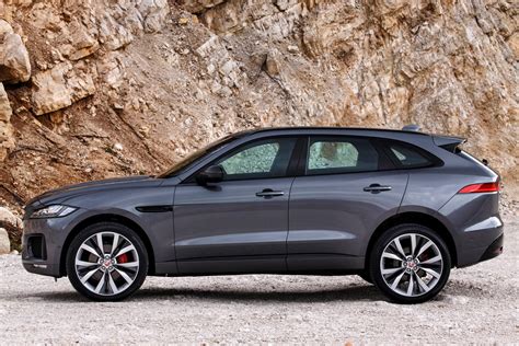 Cargurus.com has been visited by 100k+ users in the past month 2017 Jaguar F-Pace S One Week Review | Automobile Magazine
