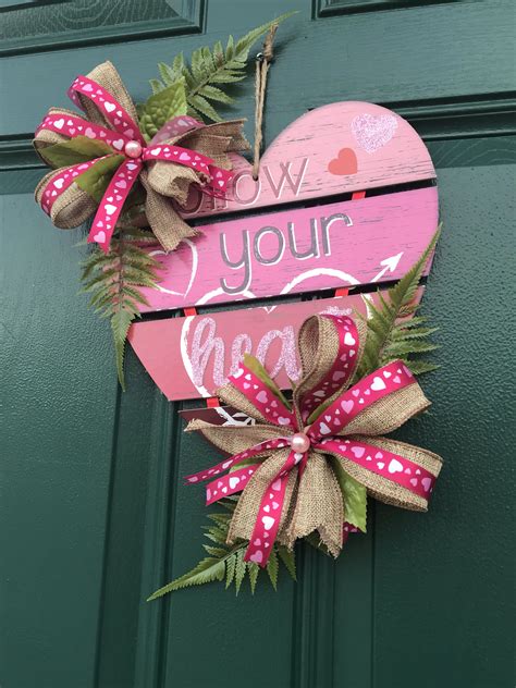 Diy Dollar Tree Valentine Crafts 24 Creative Ways S Day Wreath 23