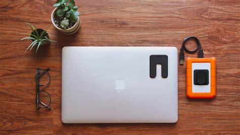 12 Most Useful Laptop Gadgets And Accessories That You Need In Your