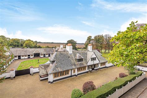 White Horse Stables The Former Home Of Frankie Dettori In Stetchworth