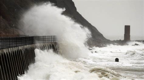 Warnings As Storm Bella Moves In On Scotland Bbc News