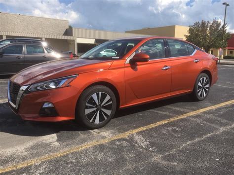 2019 Nissan Altima Sr Spotted In Parking Lot Ahead Of Imminent Launch