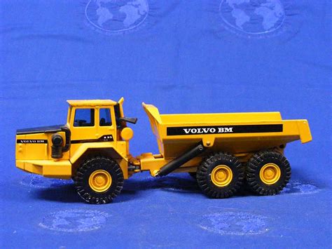 Buffalo Road Imports Volvo A35 Articulated Dump Construction