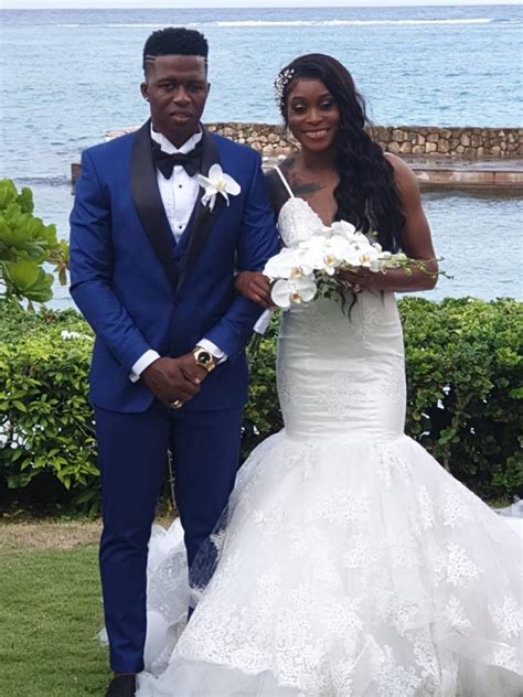 Elaine thompson marries 'number one supporter' olympian elaine thompson, has tied the knot with longtime friend, she describes as her number one supporter. Elaine Thompson wedding photos - Trackalerts