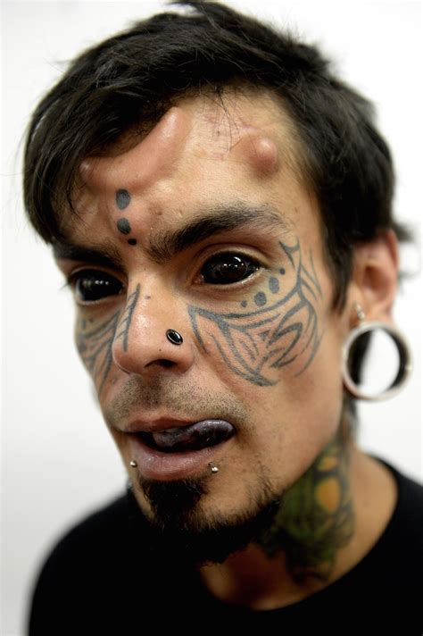 I Cant Stop Looking At These Eye Tattoos Gallery Ebaums World