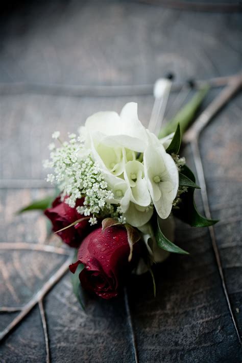 Humming flowers & gifts pte ltd (previously humming house) was incorporated in jan 2007. All about 'BIG DAY' | Flowers bouquet, Flower bouquet ...