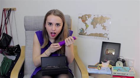 Youtube Star Hannah Witton Gives Candid Advice About Sex In Durex