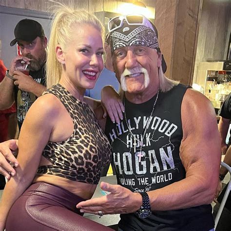 Wrestling Champion Hulk Hogan Engaged To Girlfriend Sky Daily