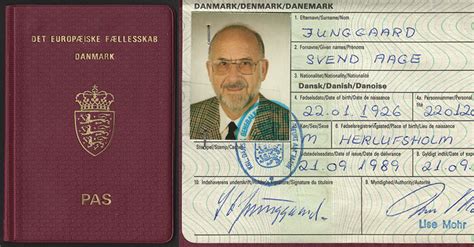 Kingdom Of Denmark Passport 1989 — 1999 European Community