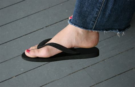 Expert Wearing Flip Flops Is Dangerous Wtax 939fm1240am