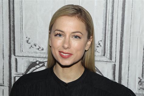 Jewish Comedian Iliza Shlesinger Is Expecting Her First Baby Kveller