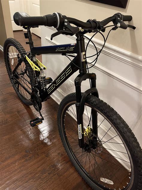Genesis 29 Incline Mens Mountain Bike Good Condition For Sale In