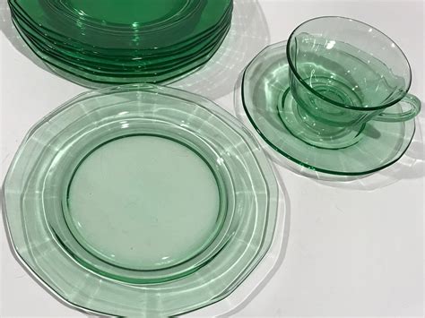 Fostoria Glass Plates Set Of Six Plates Green Elegant Glassware Antique Glassware Vintage