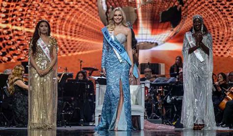 Polands Karolina Bielawska Crowned Miss World 2021