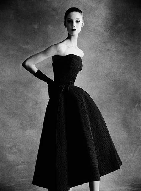 Christian Dior 1947 Corolle Collection Photographie De Mode Vintage