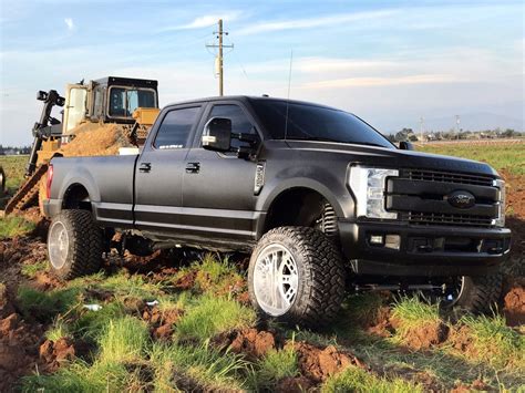 Customized 2017 Ford F 250 Lariat Super Duty Lifted Lifted Trucks For
