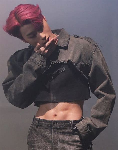 Male Crop Top San In 2021 Kpop Guys Pretty Boys Kpop Idol