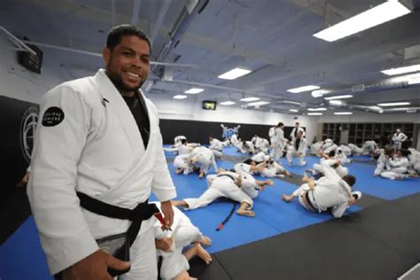 What Is The Best Jiu Jitsu Academy Bjj Schools Jiujitsu News