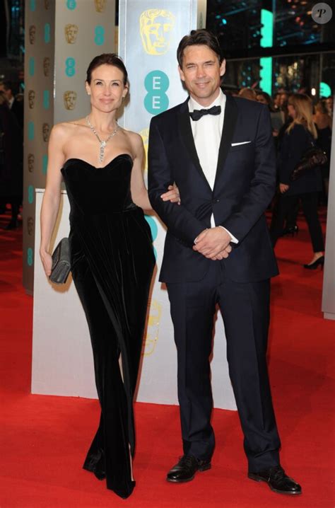 Vidéo Claire Forlani Et Son Mari Dougray Scott Cérémonie Des British Academy Film Awards