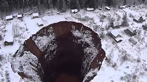 Massive Sinkhole In Russia Youtube