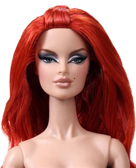 Cover Story Veronique Nude Doll