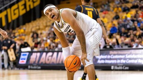 Mizzou Cant Find Offensive Rhythm In Loss To Wichita State