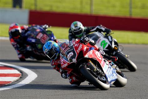 bennetts british superbike championship lança canal dedicado na motorsport tv